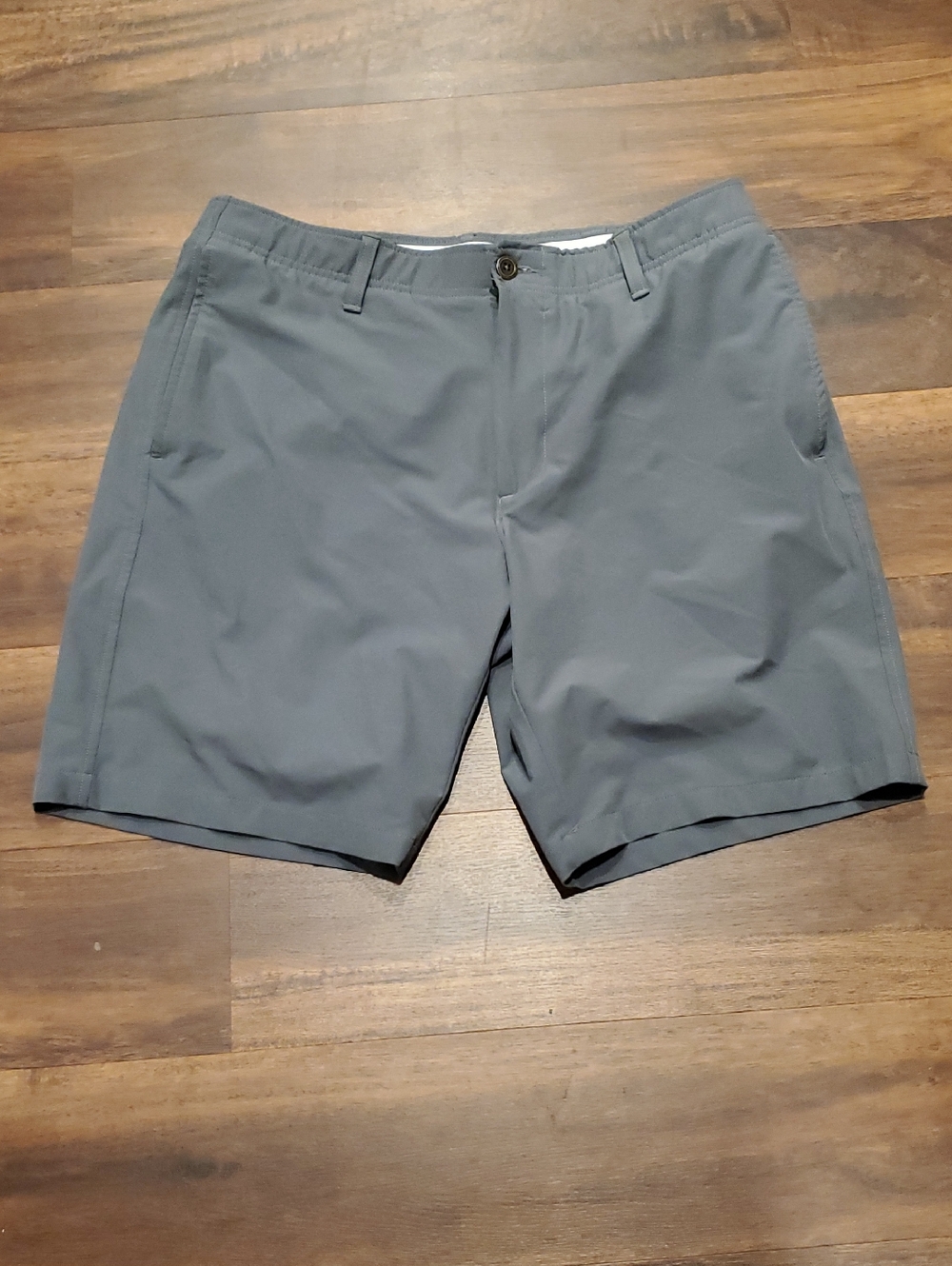 Under Armour Men's Grey Performance Flat-Front Shorts
